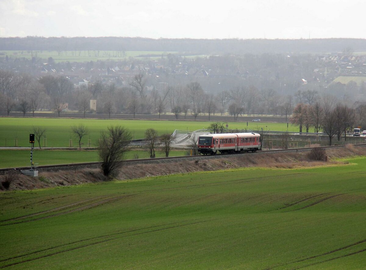 DB 628 207-2 als Tfzf von Ludwigshafen zum DB Stillstandsmanagement nach Karsdorf, am 21.02.2020 in Kleinjena. (Foto: Wolfgang Krolop)