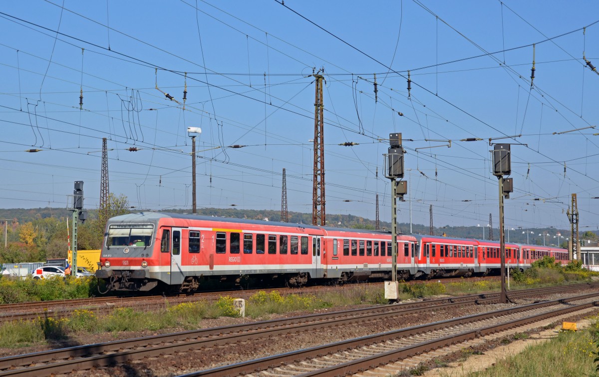DB 628 672 + 628 659 + 628 674 am 12.10.2015 auf der Fahrt von Rostock zur Abstellung in Karsdorf, bei der Ausfahrt in Naumburg Hbf. (Foto: Martin Schneider)