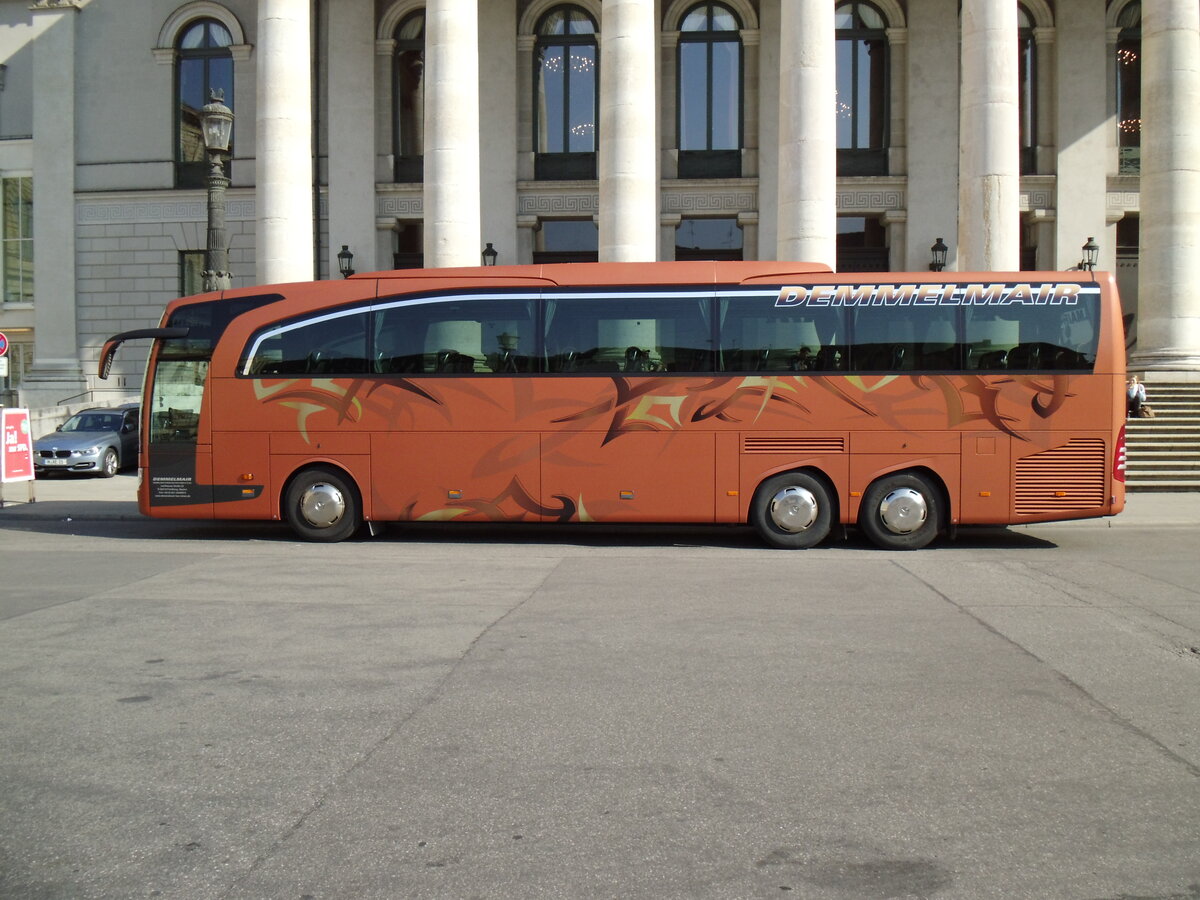 Demmelmair, Friedberg - Mercedes Benz Travego am 14. Mrz 2014 in Mnchen (Aufnahme: Martin Beyer)