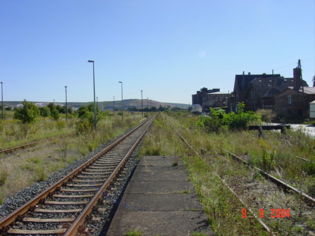 Die Gleisanlagen in Roßleben, mit Blick in Richtung Nebra, am 09.09.2004. (Foto. Carsten Klinger)