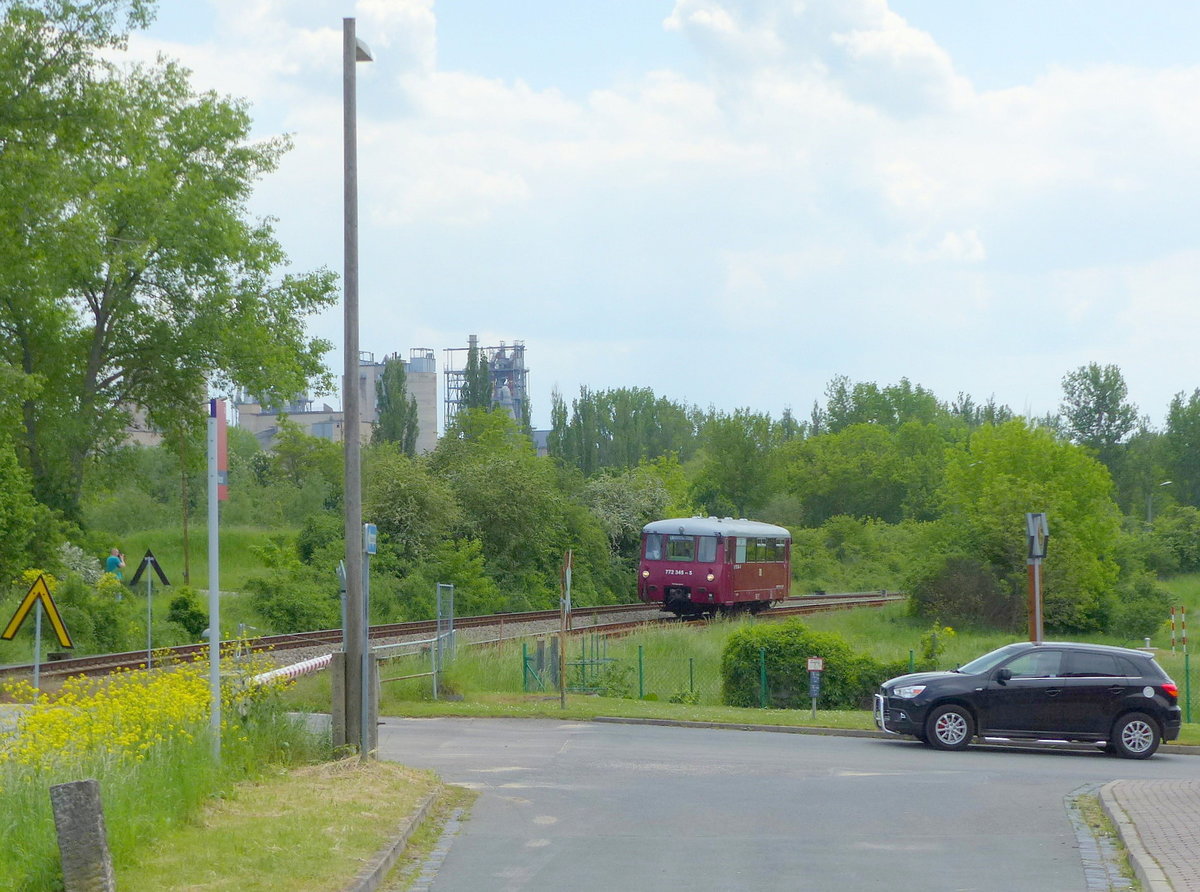 EBS 772 345 bei der Bereitstellung als Sonderzug nach Freyburg (U), am 21.05.2017 in Karsdorf.
