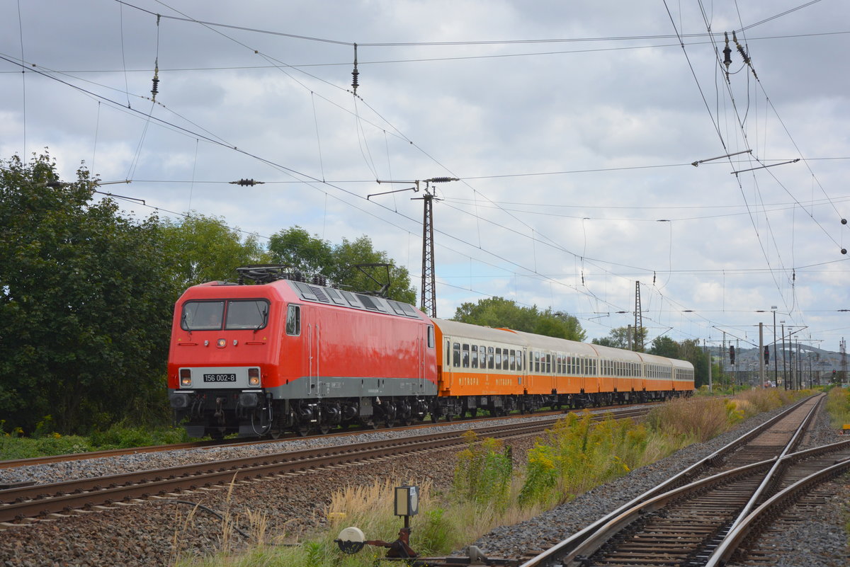 FWK 156 002-8 überführte am 10.09.2020 ab Naumburg Hbf die Städteexpresswagen von Karsdorf nach Erfurt. (Foto: dampflok015)