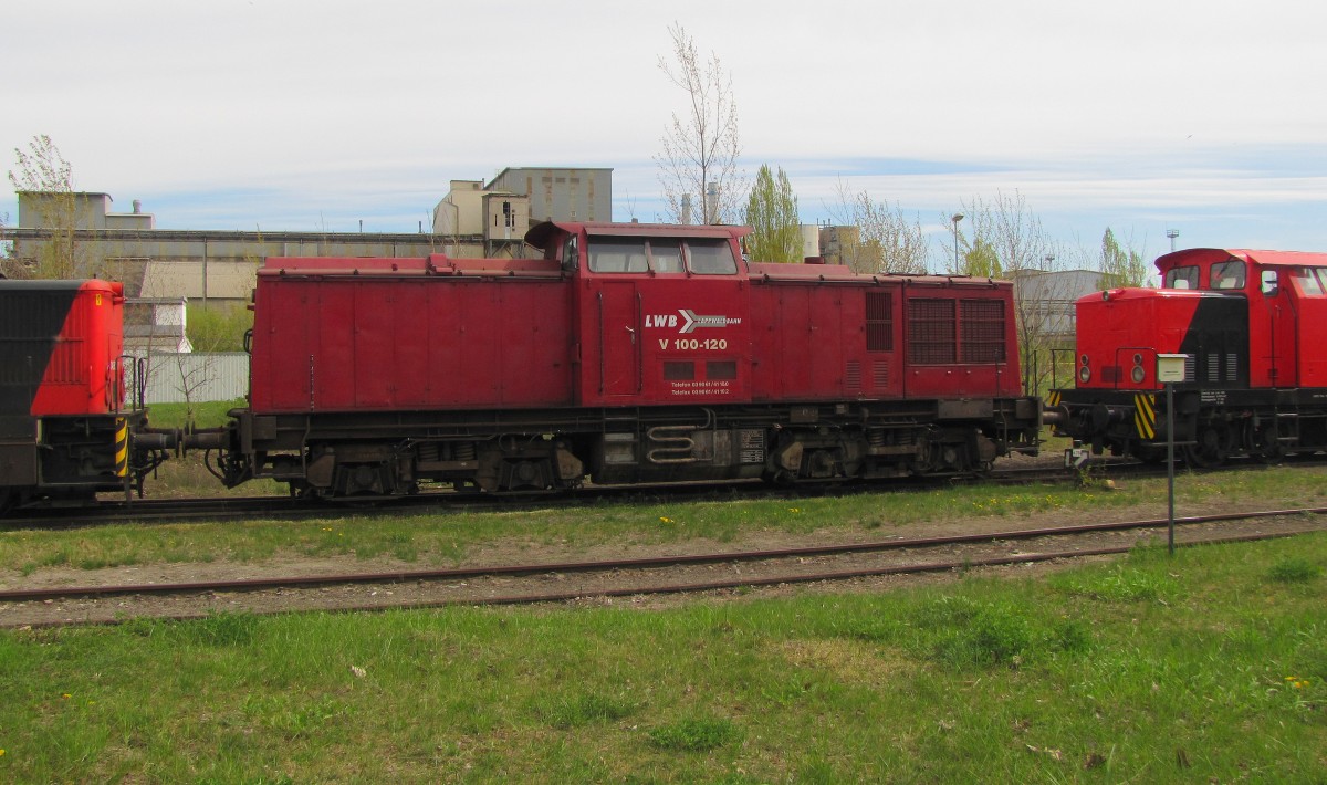 LWB V 100-120 am 17.04.2014 abgestellt in Karsdorf. 