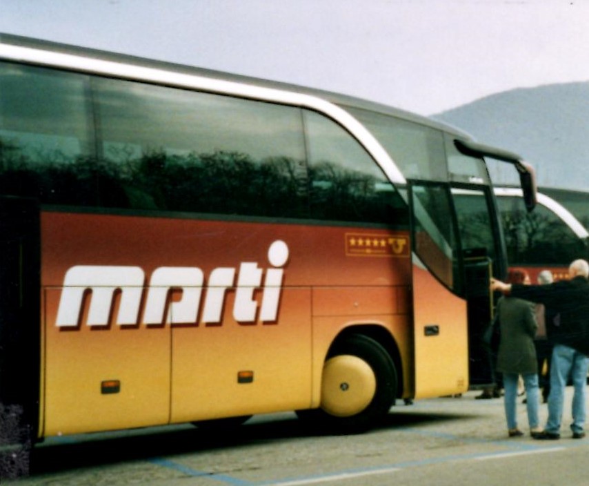 (MD021) - Aus dem Archiv: Marti, Kallnach - Nr. 22/BE 572'222 - Setra im Mrz 2004 in Stresa