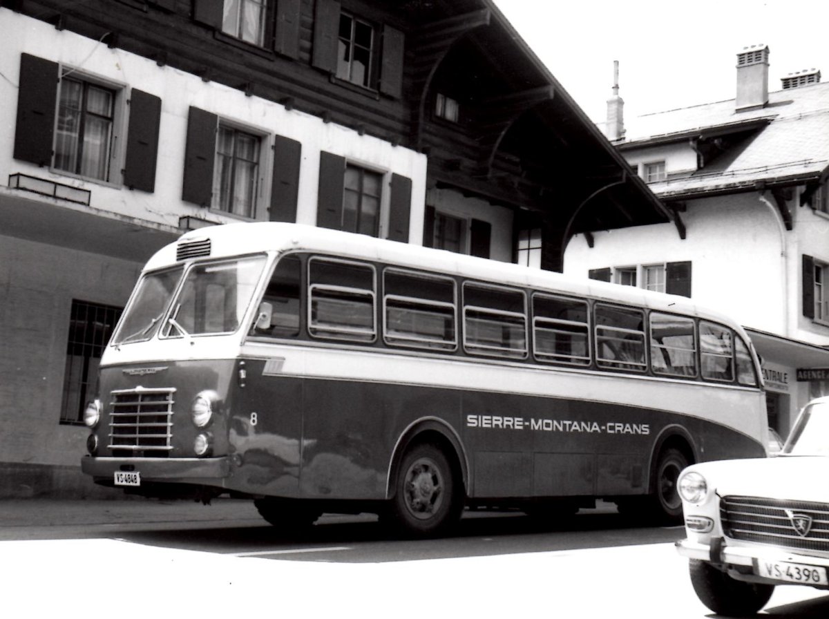 (MD445) - Aus dem Archiv: SMC Montana - Nr. 8/VS 4848 - Mowag um 1970 in Crans-Montana