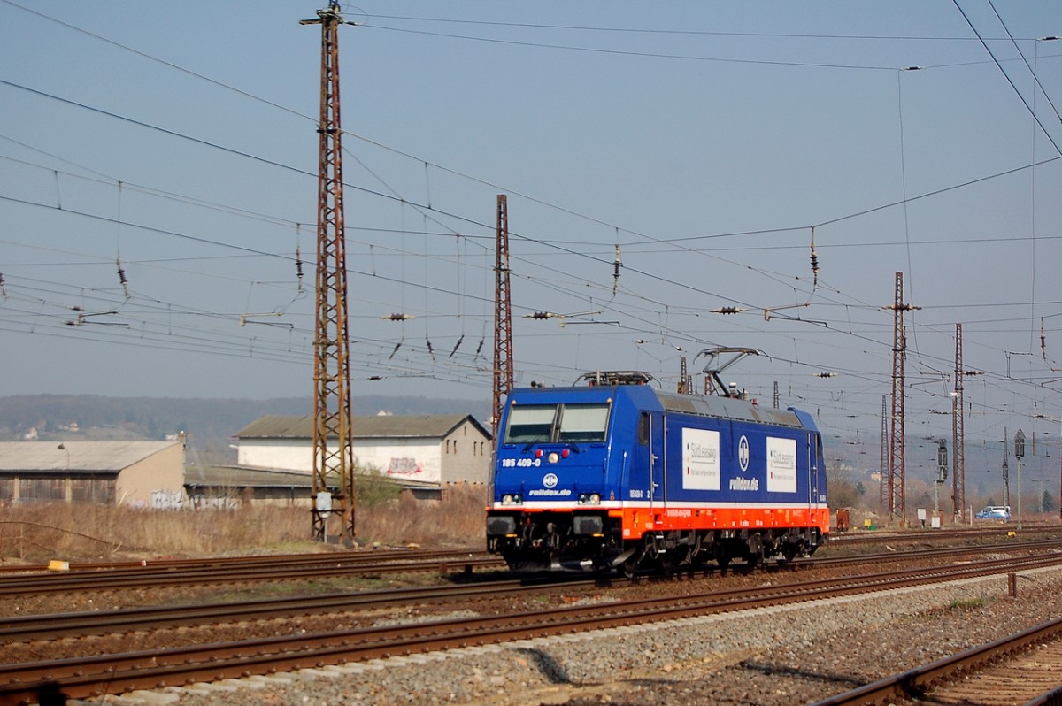 Raildox 185 409-0 Lz Richtung Bad Ksen, am 29.03.2014 in Naumburg Hbf. (Foto: dampflok015)
