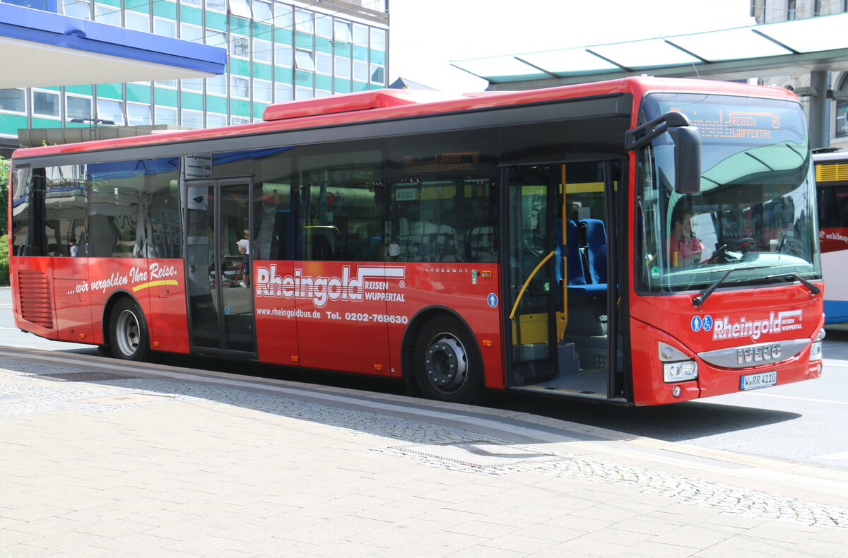 Rheingold, Wuppertal - W-RR 4110 - Iveco am 17. Juni 2022 in Solingen (Aufnahme: Martin Beyer)