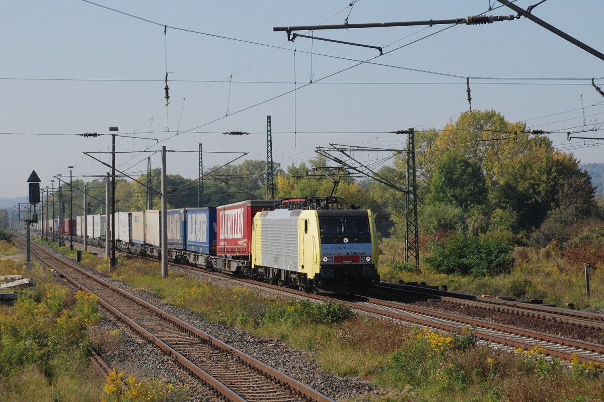 TXL 189 931-9 mit einem KLV Richtung Leißling, am 03.10.2015 in Naumburg Hbf. (Foto: Marco Zergiebel)