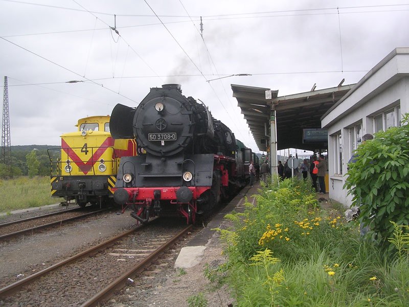 An dieser Stelle hätten normal die beiden Dampflokomotiven (+ 52 8154) nebeneinander gestanden 