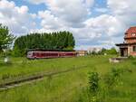 DB 628 345-0 als RB von Naumburg (S) Hbf nach Nebra, am 05.06.2006 im Bahnhof Laucha (U). (Foto: Mario Fliege)