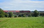 EBS 132 334-4 mit dem DPE 74381 von Karsdorf nach Naumburg Hbf, am 20.08.2016 auf dem Unstruthochwasserviadukt bei Kirchscheidungen. (Foto: dampflok015)