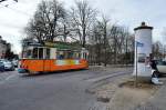 strasenbahn-naumburg/264707/die-ille-im-einsatz-am-140413 Die 'ILLE' im Einsatz. Am 14.04.13 war der Tw als Linie 4 auf Kurs. Zusehen hier die Einfahrt an der Hst. Jägerplatz.