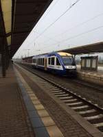 Ein HEX VT der Baureihe 648 als Tfzf Richtung Bad Kösen, am 01.04.2014 in Naumburg Hbf.