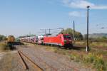 zugverkehr-in-naumburg-hbf/462594/db-152-163-2-mit-einem-gemischten DB 152 163-2 mit einem gemischten Güterzug Richtung Großkorbetha, am 03.10.2015 in Naumburg Hbf. (Foto: Marco Zergiebel)