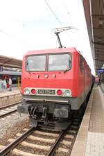 zugverkehr-in-naumburg-hbf/781247/srs-143-175-8-mit-der-rb SRS 143 175-8 mit der RB 31947 (Abellio Ersatzverkehr) von Saalfeld (S) nach Halle (S) Hbf, am 13.07.2022 beim Halt in Naumburg (S) Hbf.
