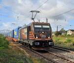 HSL 187 538 mit einem LKW Walter-KLV Richtung Großkorbetha, am 11.10.2024 in Naumburg (S) Hbf.