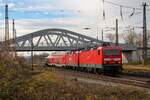 Am 27.11.2024 war die DB 143 168 in Naumburg (S) Hbf zusammen mit der DB 143 009, zwei DABpbzfa 762.0 und der DB 111 174  Elfriede  nach Halle (S) unterwegs. (Foto: https://www.instagram.com/bahnbilder_naumburg)