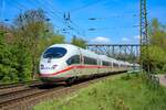 Am 30.04.2025 überführte die DB 101 039 in Naumburg (S) Hbf den NS International 406 052  Arnhem  von Krefeld zum DB Stillstandsmanagement nach Leipzig-Engelsdorf. Leider haben die mehrsystemfähigen ICEs der BR 406 bei der DB seit 16.04.2025 ausgedient. (Foto: https://www.instagram.com/bahnbilder_naumburg)