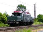 E94 088 (97 80 8194 088-1 D-UEF) der  Elektrische Zugfrderung Wrttemberg  als Tfzf von Leipzig nach Frankfurt (M), am 18.07.2025 in Naumburg (S) Hbf.
