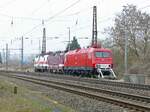 FWK 252 004 und die aufgebügelte 243 936 mit der 243 822 am 20.03.2026 in Naumburg (S) Hbf. (Foto: Wolfgang Krolop)