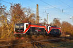 Am 18.12.2025 pausierte die EBS 143 056-0 und 143 124-6 in Naumburg (S) Hbf. (Foto: Maik K�hler)
