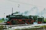 Im Februar 2001 steht die DB Museum 03 1010-2 mit einem Sonderzug nach Oberhof (Th�r) in Naumburg (S) Hbf.