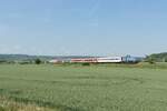 Die neg V102 (575 002-7) berfhrte am 16.06.2021 die Triebwagen 628 573 und 629 003 von Karsdorf nach Niebll und ist hier bei Kleinjena unterwegs.