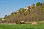 Burgenlandbahn 672 910 + 672 905 als RB 34873 von Wangen nach Naumburg Ost, am 13.05.2013 unterhalb vom Schloss Vitzenburg bei Zingst.