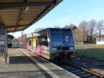 br-672-lvt-s/543075/burgenlandbahn-672-915-als-rb-26880 Burgenlandbahn 672 915 als RB 26880 von Naumburg Ost nach Wangen, am 04.02.2017 beim Halt in Laucha.