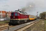 LEG 132 109-0 mit dem DGS 77085 von Leipzig Hbf nach Chemnitz Küchwald, am 05.04.2026 im Bahnhof Zeitz.