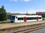 Einfahrt des EB VT 323 als RB 76 (80633) aus Wei�enfels, am 18.06.2026 in Zeitz.


