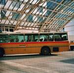 (026'837) - Aus dem Archiv: PTT-Regie - P 25'672 - Saurer/Lauber am 6. Oktober 1998 in Chur, Postautostation