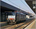 Die 189 402 bei der Durchfahrt in Gallarate Richtung Norden.
16. Jan. 2018