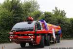 Löschfahrzeug (7-FLF-1) der Flughafenfeuerwehr Dortmund.