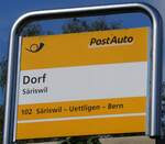 (266'892) - PostAuto-Haltestellenschild - Sriswil, Dorf - am 10. September 2024