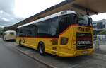 (281'021) - PostAuto Bern - Nr. 218/BE 843'218/PID 10'675 - Heuliez am 5. Oktober 2025 beim Bahnhof Biglen
