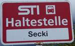 (266'949) - STI-Haltestellenschild - Uebeschi, Secki - am 13.