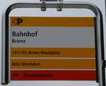 (281'554) - +P-Haltestellenschild - Brienz, Bahnhof - am 16. Oktober 2025