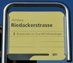 (241'574) - STI-Haltestellenschild - Heimberg, Riedackerstrasse - am 19.