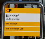 (285'215) - +P-Haltestellenschild - Lauterbrunnen, Bahnhof - am 5.