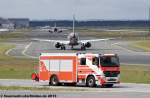 LF (81/23-2) der Flughafenfeuerwehr Frankfurt/Main.